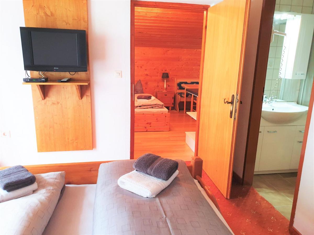 Pension Alpenrose Sankt Sigmund im Sellrain Exterior photo